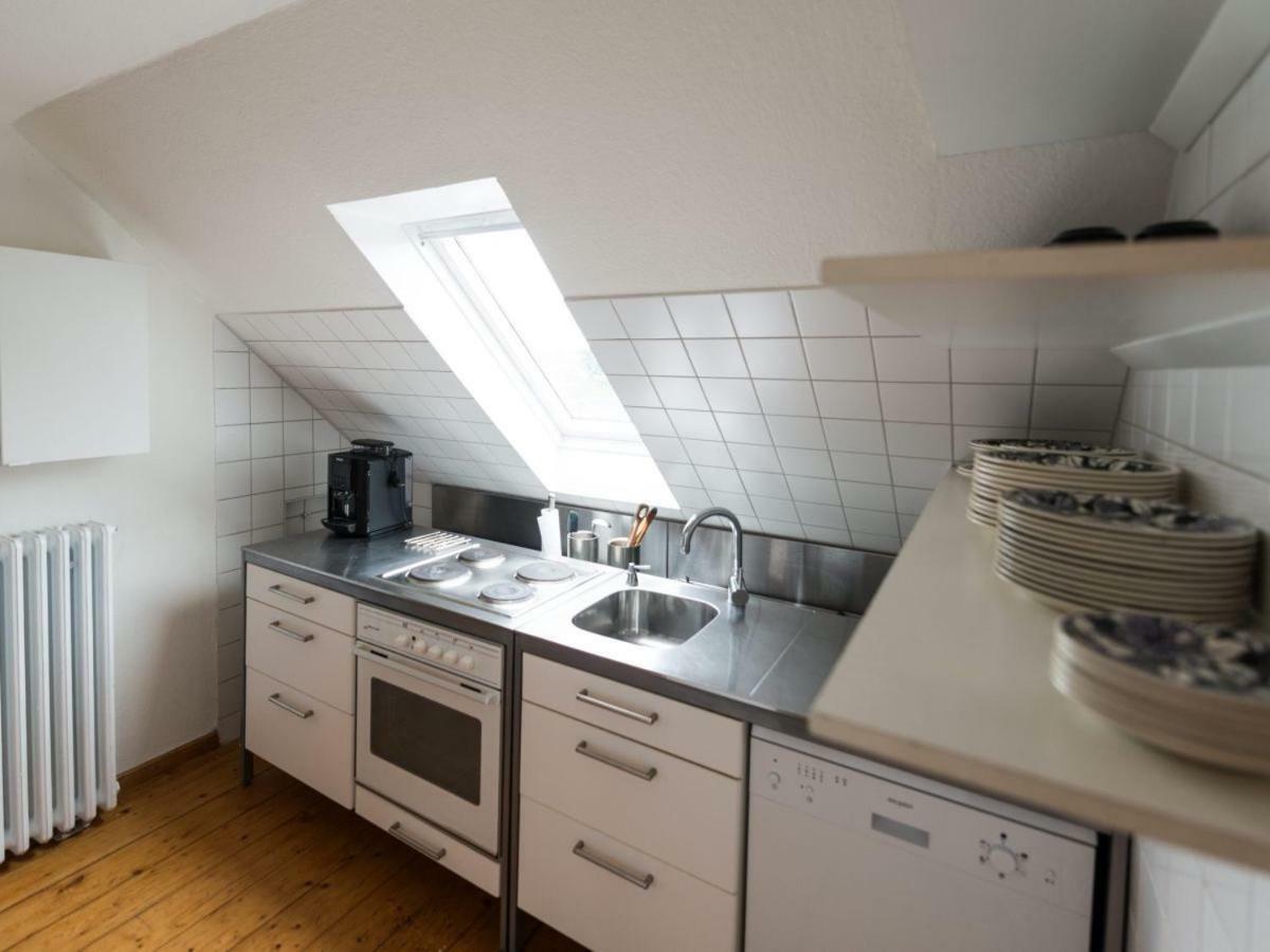Kanalvilla: Canal-Side Holiday Apartments with Garden Sehestedt  Exterior photo
